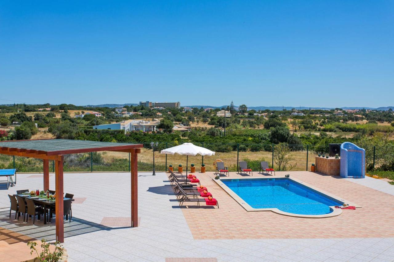 Villa Nincha - Heated Pool - Free Wi-Fi - Air Con Albufeira Exterior photo